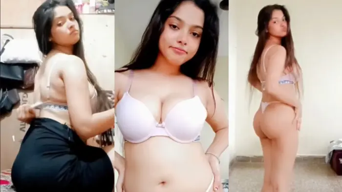 Indian Beautiful Bigboob Gf Showing Teasing Watch